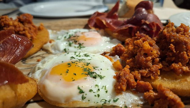 Oviedo Food Tour com Sidra e Wine Experience Pequeno Grupo - Foto 4