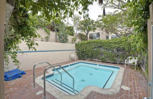 Oceanfront Fully Remodeled 2BR 2BA, Pool, Hot Tub, Gated Parking - Foto 3
