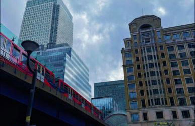 Luxury Penthouse Balcony Flat - 5 Min to Canary Wharf - Prime Long Stays - Foto 17