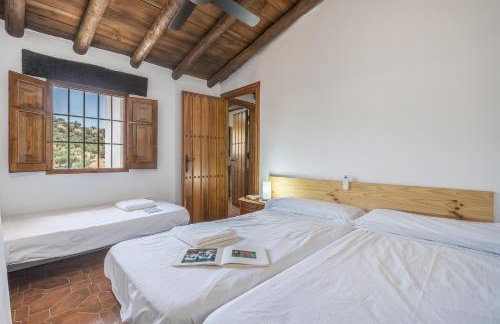 El Ventorro - Photo 2