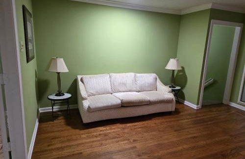 6BR in Suburban area close to Freeway and Galeria - Foto 13