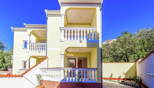 Charming Home With Swimming Pool and Beautiful Covered Terrace - Foto 2, Imagen principal