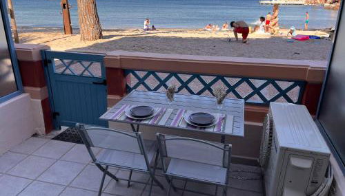 French Riviera 1 bedroom on the beach facing Cannes - Foto 3