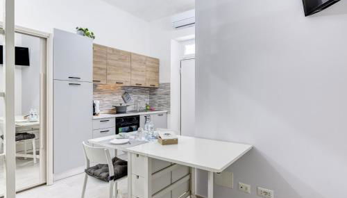 San Donato - Grazioso Moderno Monolocale - 600 m Metro Principi d'Acaja - Foto 5