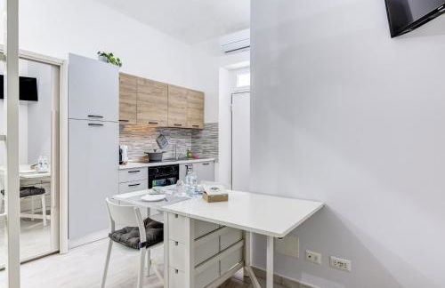 San Donato - Grazioso Moderno Monolocale - 600 m Metro Principi d'Acaja - Photo 5