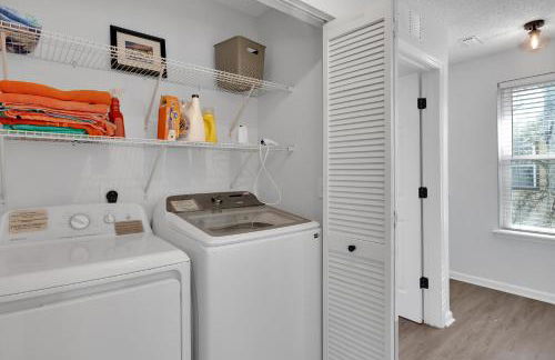 {Hidden Gem} Beach Home Blocks from Ocean +6 Bikes - Foto 27