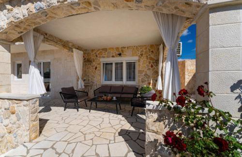 MY DALMATIA - Holiday home Briscola with private pool and amazing outside kitchen - Photo 43