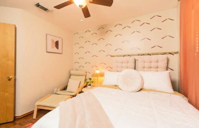 McAllen Majesty 4BR w Pool and Comfort - Foto 2