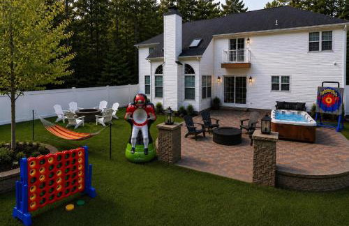 Luxury 5BR Retreat - Hot Tub - Game Room - 2 Fire Pits - Foto 47