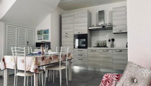 Diletta Apartment Casa vacanze a Tortolì - Foto 5, stove