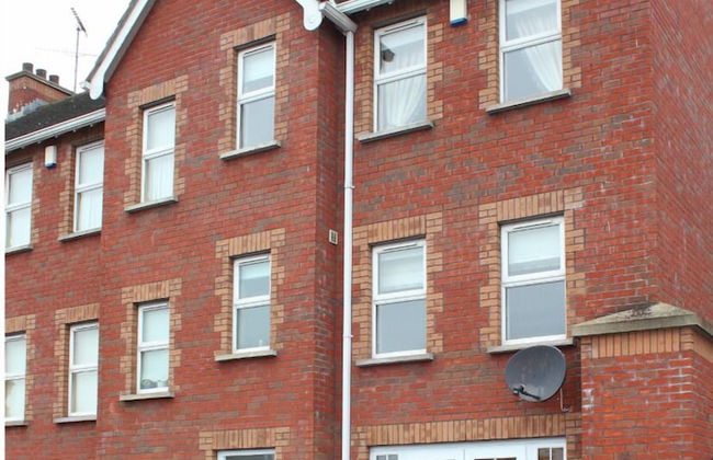 Luxurious KC House - Photo 40