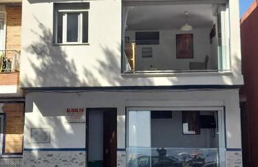 Beachfront House - Photo 2