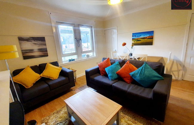 Two Bedroom Apartment by Klass Living Serviced Accommodation Airdrie - Nicol Apartment With WiFi & Parking - Foto 7