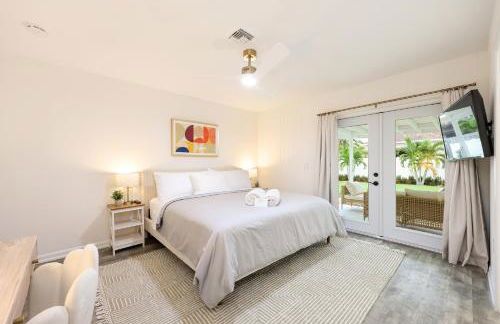 Casa Bella Naples Vacation Home - Photo 10