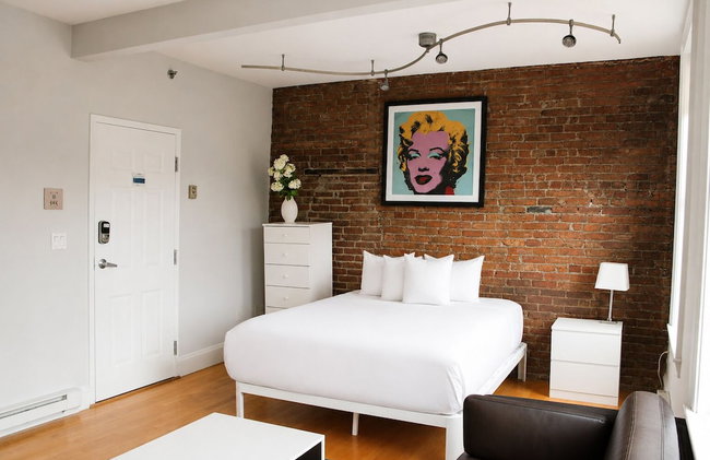 Maverick Suites at 402 Columbus Ave - Foto 29