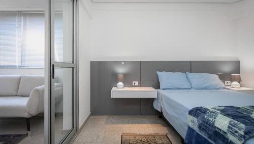 Flat com vista e localização privilegiada - Foto 2