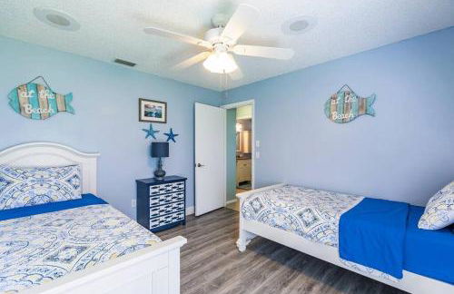 Sunny Oasis Getaway -Heated Pool-Mini Golf-Near Beach - Foto 75