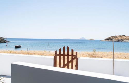 House by the sea - Photo 2