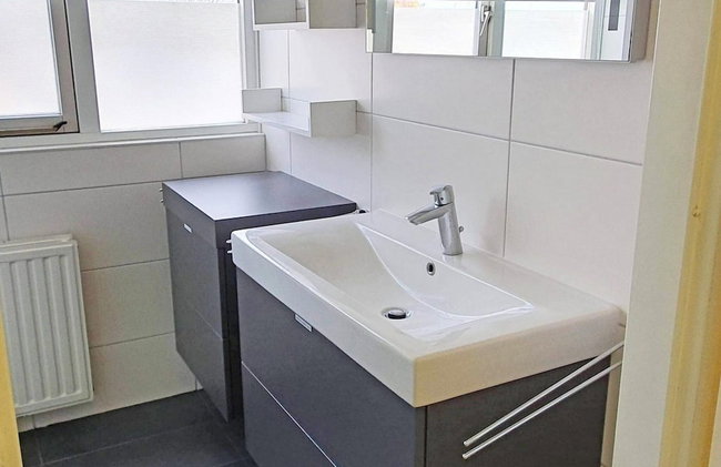 Appealing Bungalow With Garden - Photo 45