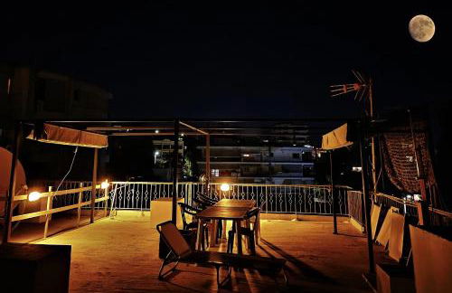 Zefyros Super Cool Apartments next to Alimos Riviera - Foto 74