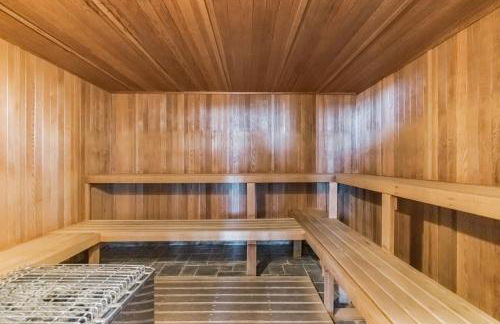 Handsome 2BR Condo with Gorgeous Views in Sugar Mountain! condo - Foto 15