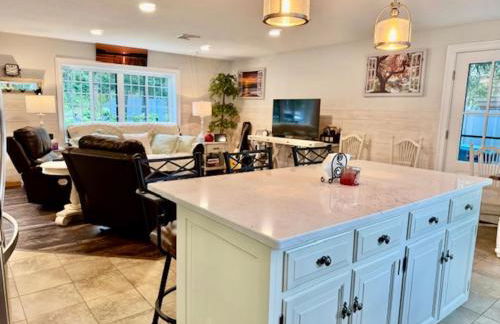 The Winnisquam Jewel-An Elegant Lakefront Retreat - Foto 4