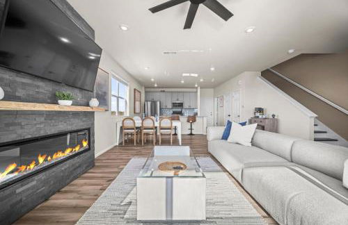 10 min to DIA, Walk to the Gaylord! - Foto 1