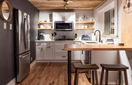 Hometown Haven- 3 bedroom, Large Yard, Firepit - Foto 10