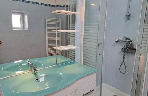 Stone House in Cléder near Sandy Beach - Foto 15