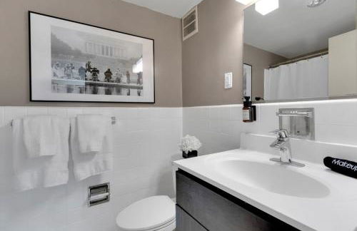 Large 3 bedroom Family Suite, Private Balcony, 5 min to DCA, Gym, Pool and more! - Foto 52