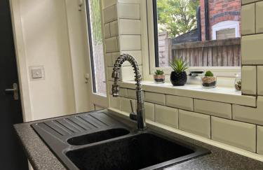 Serene Retreat - Near Bham City Centre & The JQ - Foto 11