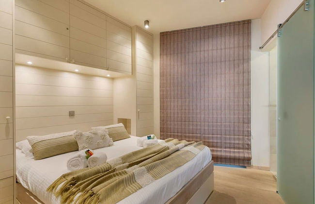 Unique Apartment With Sea-view Near the Center - Photo 22