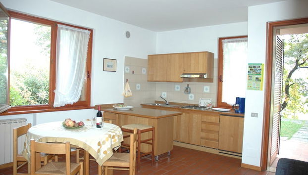 Holiday Home in Garda Near Lake & Pool - Foto 5, Cocina privada