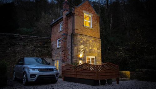 Robin Hood Tower - Foto 2