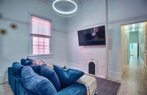 Five BR - Sleeps 10! Steps from French Quarter - Foto 41