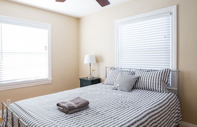 Spacious 6BR /2.5 Bath in Highlands! - Foto 5