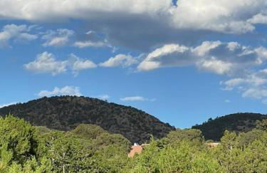 Santa Fe Modern FARMHOUSE 1 ACRE PRIVATE RD SOAKING ROOM 3 min Canyon rd - Foto 39