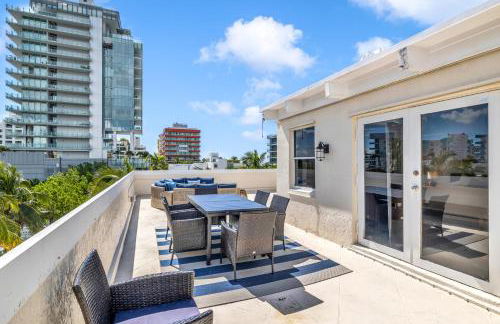 Gorgeous coastal PH with Large Private Terrace - Foto 27