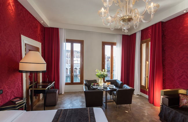 Locanda Leon Bianco on the Grand Canal - Photo 5