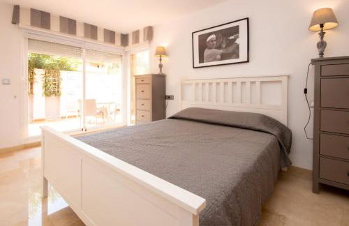 Ground Floor Apartment, Los Jardines de Santa Maria Elviria - Photo 4