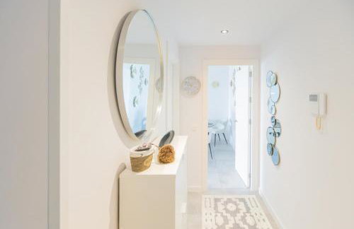 Marbella luxury brand new 2-bedroom apartment, 3 min walk to the beach! - Photo 30