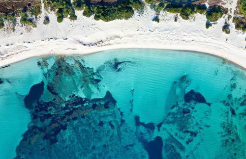 Seafront Villa - 5min to BRANDINCHI I Exclusive Garden I Private Beach I BBQ I Wi-Fi - Foto 35