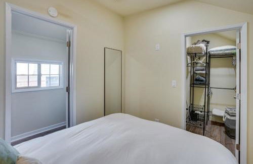 Avalon Cottage Less Than Half-Mi to Beaches and Crescent Ave - Foto 14