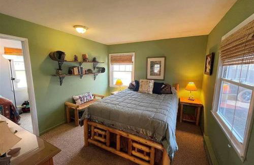 Close to skiing and hiking, walk to main street - Foto 8