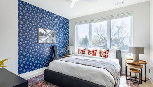 Sleeps 24 2 Units Mins to Downtown Outrider by AvantStay - Foto 5, Other