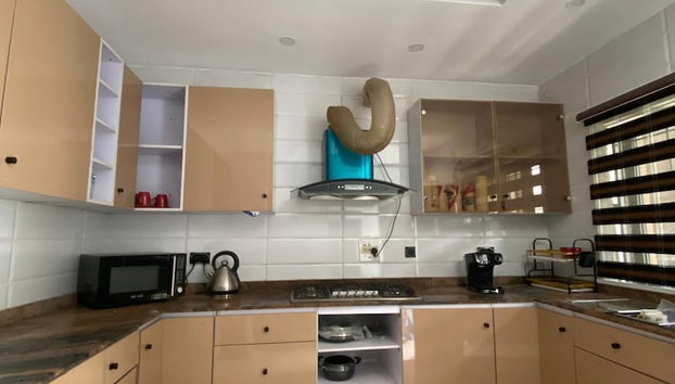 Furnised 3 Bedroom Apartment Oniru, Lagos - Foto 5, Cocina privada