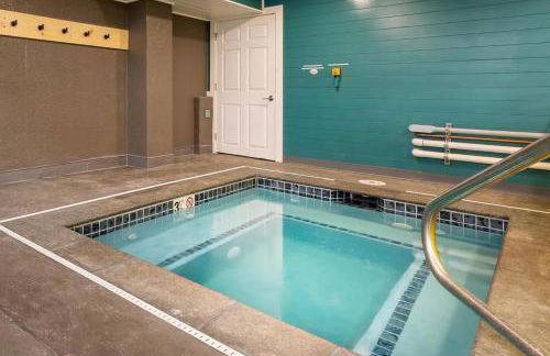 Ski Condo with Garage Parking and Pool - Foto 39