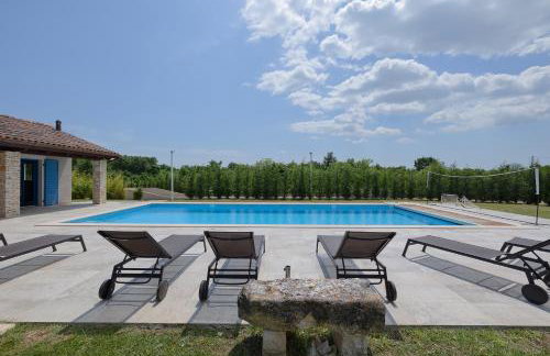 Stancija Čabrunići - Foto 17