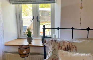 Honeysuckle Cottage - Foto 24