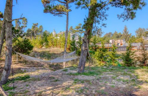 Gearhart Getaway - Gated Community Home w/ Hot Tub, Walk to Beach - Foto 49